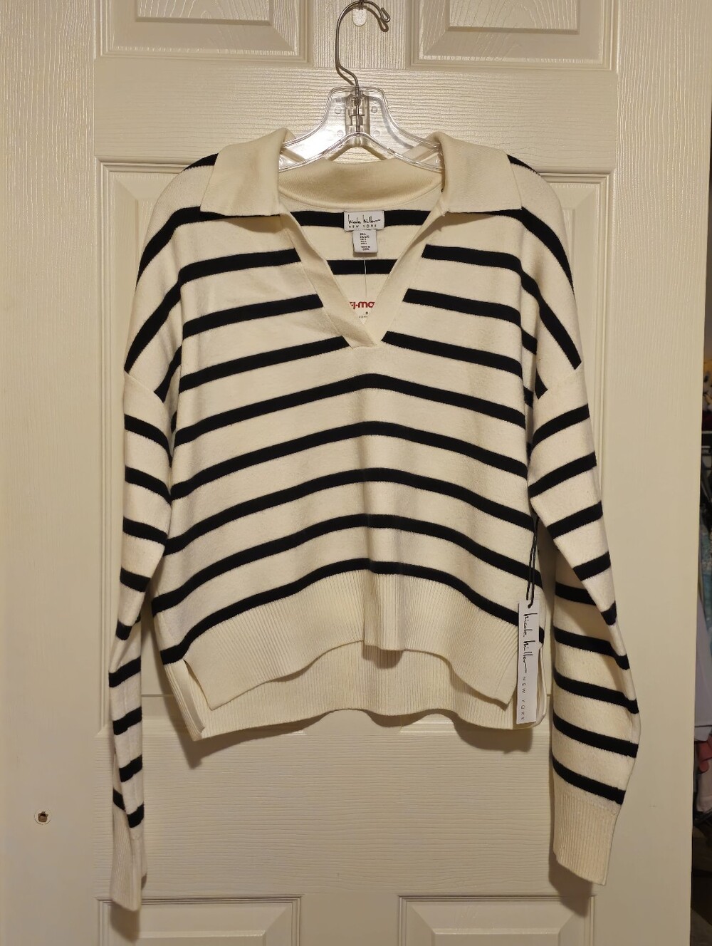 Nicole Miller Cream and Black Striped V-Neck Collared Sweater NWT Sz L